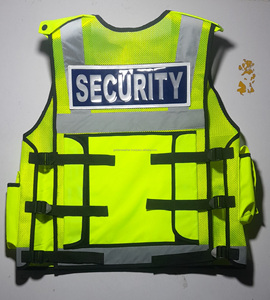 เสื้อกั๊กนิรภัยสีเหลืองสะท้อนแสงแบบปรับได้ พร้อมกระเป๋าอเนกประสงค์ สำหรับเจ้าหน้าที่รักษาความปลอดภัย - Product Image 4