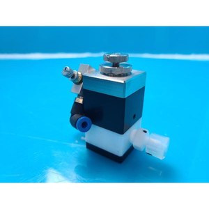Vanne solénoïde pneumatique Koganei F-SV100-C d'occasion – Pièces détachées d'équipement semi-conducteur Legacy - Product Image 5