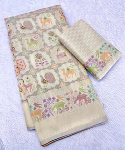 ผ้าไหมทอพิชไว ดีไซน์อินเดียสุดพิเศษ พร้อมเสื้อคลุมแฟชั่นทันสมัย เหมาะสำหรับงานปาร์ตี้ฤดูหนาว งานดิวาลี งานแต่งงาน และงานพิธีกรรมอื่นๆ - Product Image 6