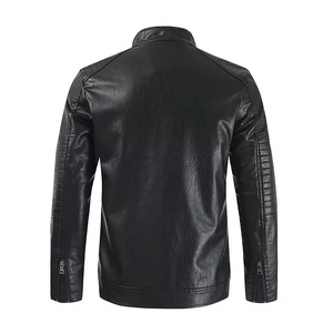 Blouson moto en cuir noir pour homme, col montant, fermeture éclair, coupe ajustée, couleur unie, manches classiques, idéal pour l'automne - Product Image 3