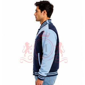 Chaqueta Letterman Azul Cielo de Último Diseño con Mangas en Contraste, Material Premium, Estilo Casual Urbano - Product Image 2