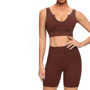 Ensemble de yoga côtelé bordeaux pour femme, haut court dos nageur à col en V et leggings taille haute longueur genou, 2 pièces, couleur unie, tenue de sport - Product Image 2