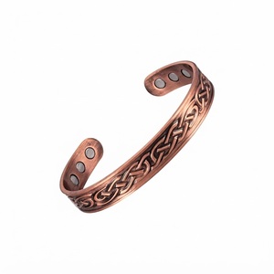 Bracelet classique de style tibétain, fait main, en métal mélangé, jonc ajustable en laiton et fil de cuivre tressé, Kada pour hommes et femmes - Product Image 4