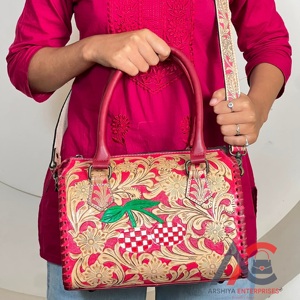 Sac de voyage unisexe en cuir rose gaufré floral, sac polochon moyen, sac à bandoulière, sac à main Speedy pour femme – Vente chaude - Product Image 1