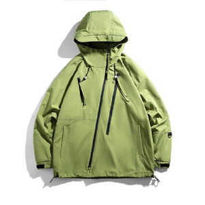 Veste coupe-vent imperméable Techwear, manteau utilitaire urbain surdimensionné, fermeture éclair asymétrique, capuche, streetwear, logo personnalisé, vente en gros - Product Image 5