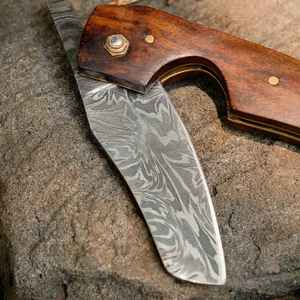 Cuchillo de Caza Plegable Portátil de Acero de Damasco de Grado Industrial de Alta Calidad, Personalizable, Regalo de Fábrica, Durabilidad Personalizada - Product Image 6