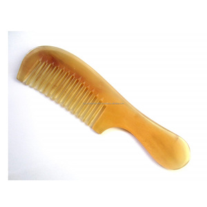Peines de Cuerno Artesanales, Exquisita Artesanía para el Cuidado de tu Cabello, Disponibles - Product Image 3