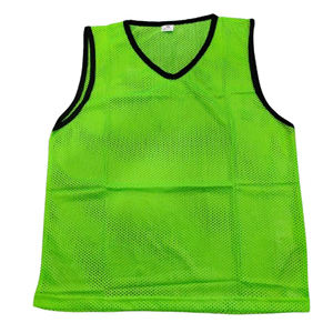 เสื้อกีฬาฟุตบอลพิมพ์ลายโลโก้แบบคลาสสิกตามสั่ง - ผ้าตาข่ายระบายอากาศได้ดี ทนทาน สีและขนาดตามสั่ง คุณภาพสูง สำหรับการฝึกซ้อม - Product Image 1