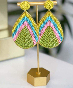 Pendientes de bordado de cuentas de vidrio ligeros hechos a mano para fiesta por MD HANDICRAFTS - Product Image 4