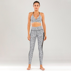 Women Sports <b>Bra</b> Set Printed Dot Pattern <b>Halter</b> Deep V-<b>Neck</b> Yoga Fitness Wear Breathable Four-Way Stretch Medium Support - Product Image 1
