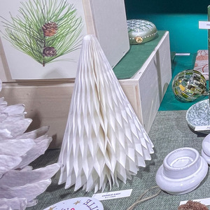 Venta caliente de papel hecho a mano árbol de Navidad escaparate decoración precio de fábrica - Product Image 4