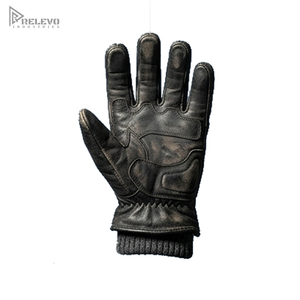 Guantes de Motocicleta de Cuero Vintage al por Mayor OEM, Guantes de Invierno con Forro de Sherpa Cálido, Personalizados con Logotipo/Diseño en Relieve de Piel de Vaca - Product Image 2