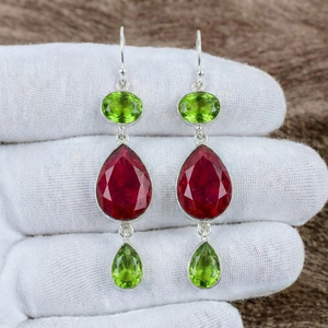 Pendientes colgantes de plata de ley 925 maciza con engaste de bisel, rubí y peridoto hechos a mano, estilo bohemio, con gemas para mujer - Product Image 2