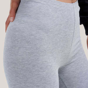 Collants de compression respirants pour femmes – Pantalons de sport flexibles avec technologie de tissu avancée - Product Image 6