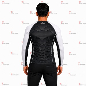 T-shirt de compression à manches longues MMA Premium 230 GSM en polyester et élasthanne, respirant, anti-transpiration, coupe athlétique, pour entraînement et protection cutanée - Product Image 6