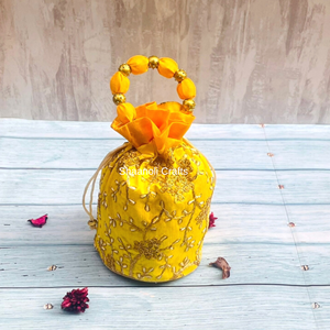 Sac Potli indien traditionnel fait à la main multicolore, sac de soirée brodé à la main pour femmes et filles, cadeau - Product Image 4