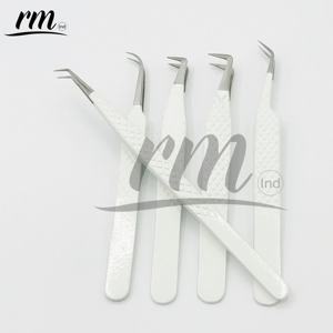 Pince à cils à pointe en fibre de volume avec prise en diamant avec logo personnalisé Pince à cils en acier inoxydable à 90 degrés avec marque privée - Product Image 5