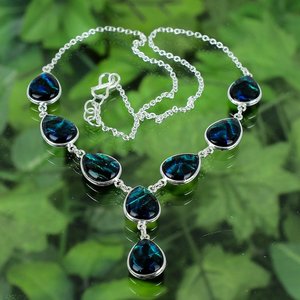 Collier en opale de feu bleu profond, pendentif en argent sterling fait à la main, bijou cadeau pour femme, pierre précieuse fine - Product Image 1