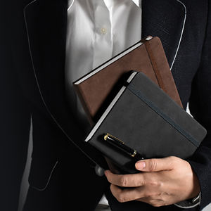 Cuaderno de tapa dura GRAVINO A5 B6 en caja - Product Image 3