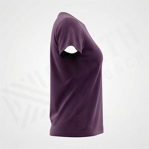 T-shirt court personnalisé pour femme, motif graphique de haute qualité, 100 % coton, design tendance pour l'été - Product Image 3