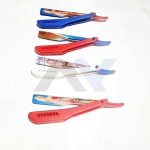 Rasoir droit de barbier élégant en acier inoxydable avec manche en plastique, réutilisable, outil professionnel de rasage et de toilettage du visage - Product Image 3