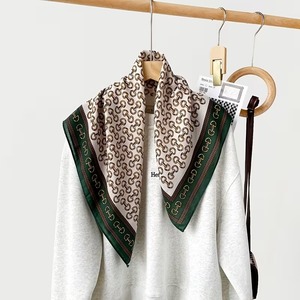 Écharpes en mousseline de soie unie en gros, qualité supérieure, antidérapantes, hijabs musulmans - Product Image 3