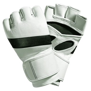 Gants de MMA gris premium en cuir noir, mitaines de grappling professionnelles pour arts martiaux, entraînement de sparring et de frappe, boxe à paume ouverte - Product Image 5