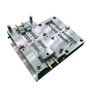 Molde de 4 Cavidades para Tapones de Tubos - Servicio de Plástico OEM/ODM - Product Image 5