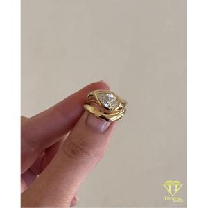 Bague élégante en argent sterling 925 avec diamant ovale VVS cultivé en laboratoire, finition dorée, bijoux de luxe - Product Image 4