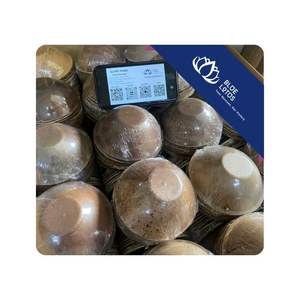 Assiettes jetables en feuilles de palmier pour traiteur, événements, fêtes et buffets, Vietnam - Product Image 1