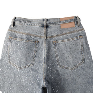 Shorts en jean délavé de haute qualité pour homme, coupe décontractée, avec boutons et strass - Product Image 4