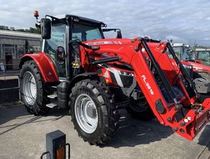 Tracteurs agricoles d'occasion 140 CV 2025 Massey Ferguson 5S 125 4x4 à transmission par engrenages pour usage agricole à vendre - Product Image 3