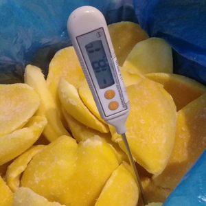 Vietnam Manufacturer IQF Frozen Mango Cheeks Natural Frozen Mango Bulk Wholesale Factory Export Supply - Product Image 1