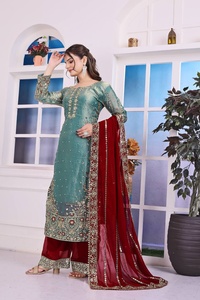 Présentation de la nouvelle collection spéciale Eid, design fantaisie, broderie lourde, travail de paillettes, salwar kameez traditionnel - palazzo, faux georgette lourd, motif - Product Image 3