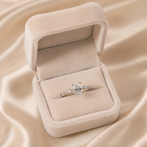 Anillo de Compromiso con Diamante Ovalado Cultivado en Laboratorio en Oro de 10K |   Claridad VVS-VS |   Joyería Fina de Lujo para Novias, Promesa Nupcial para Mujer - Product Image 4