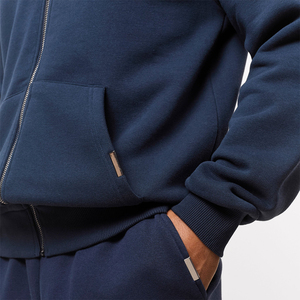 Conjunto Deportivo Personalizado para Hombre con Capucha, Sudadera de Algodón y Felpa, Ropa Deportiva Urbana, Corte Regular con Bolsillos Laterales - Product Image 6