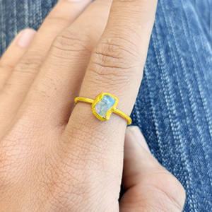 Anillo Ajustable Chapado en Oro con Ópalo de Fuego Natural, Joyería Artesanal Minimalista Boho con Piedras Preciosas para Mujer, Suministro al por Mayor - Product Image 6