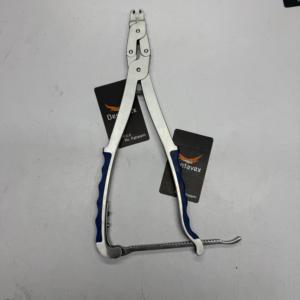 Pince de maintien de tige spinale / Forceps / Griffe pour instruments chirurgicaux - Product Image 1