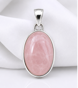 Colgante de Plata con Cuarzo Rosa, Colgante de Piedra Preciosa de Cuarzo Rosa, Colgante Ovalado de Plata de Ley, Joyería de Piedra Rosa, Plata Hecha a Mano - Product Image 1