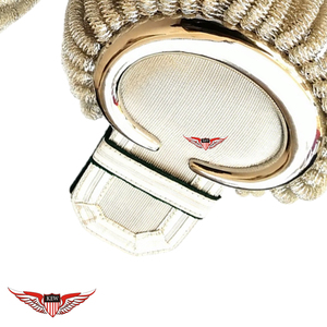 Elegante Epaulette Blanco Bordado de Alta Calidad con Decoración Metálica de Luna, Accesorio Decorativo para Prendas - Product Image 3