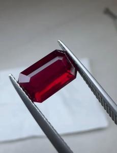 Rubis Rouge Sang de Pigeon Naturel Non Thermique, Taille Émeraude Allongée, Pur et Facetté, 3.00 CT, 10.49x6.58x4.11mm, avec GRS - Product Image 4