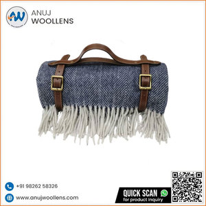 Elegante Manta con Patrón Espigado Azul Marino, Suave y Transpirable, para Cama y Sofá, para Todas las Estaciones - Product Image 6