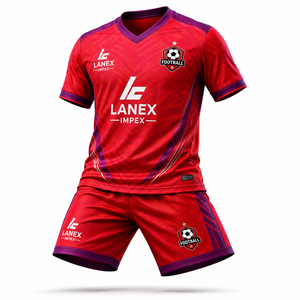 Ensemble d'uniformes de football personnalisés modernes pour les équipes de football jeunes et adultes, maillot respirant de haute qualité, shorts et chaussettes, logo de l'équipe - Product Image 1