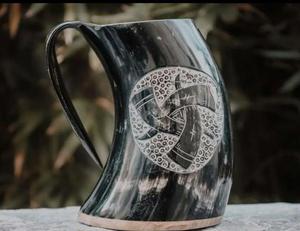 Mug en corne à boire au design unique et de haute qualité, idéal pour le whisky et la bière - Product Image 2