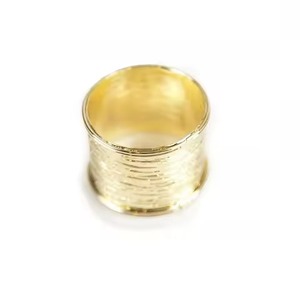 Anneau de serviette en métal durable pour la table de restaurant, le service de banquet de mariage et la décoration d'événements - Product Image 1