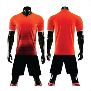 Ensemble de maillots de football unisexes personnalisés à séchage rapide 180g coupe ajustée, tenue d'entraînement en gros par sublimation, incluant les uniformes de club - Product Image 3