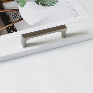 Tiradores de Gabinete Rectangulares Modernos de Aleación de Zinc, Acabado Níquel Cepillado, Disponibles para Fabricación OEM, para Muebles de Cocina y Baño - Product Image 1