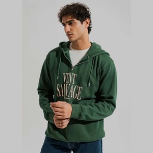 เสื้อฮู้ดผู้ชายแบบสวมหัว ผ้าฟลีซลำลองสำหรับฤดูหนาว ผลิตจากโพลีเอสเตอร์และผ้าฝ้าย เป็นมิตรต่อสิ่งแวดล้อม ระบายอากาศได้ดี แห้งเร็ว รับปักโลโก้ตามแบบ - Product Image 1