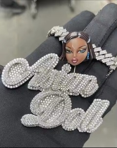 Colgante de muñeca asiática elegante con moissanita y cristales de plata, estilo hip hop, amuleto unisex, joyería de moda. - Product Image 1