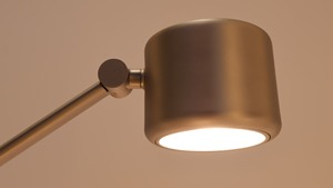 Lámpara de Mesa Eléctrica LED de Metal para Dormitorio, con CCT, Regulador de Intensidad Táctil, Ajustable para Oficina, Superficie con Recubrimiento Eléctrico - Product Image 5